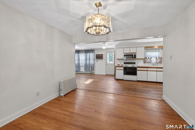 60 Gilbert Avenue, Hamden, CT 06514