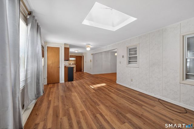 60 Gilbert Avenue, Hamden, CT 06514