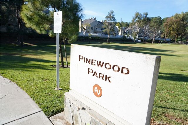 13 Pineoak 104, Aliso Viejo, CA 92656