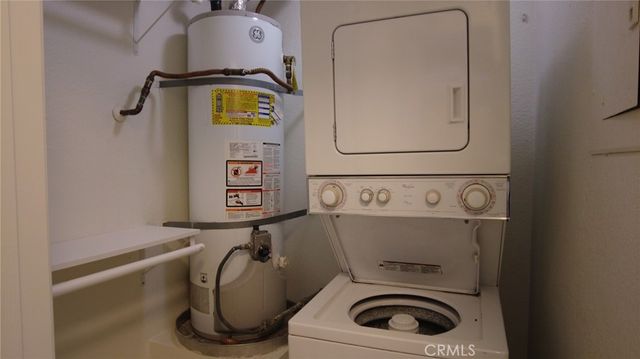 13 Pineoak 104, Aliso Viejo, CA 92656