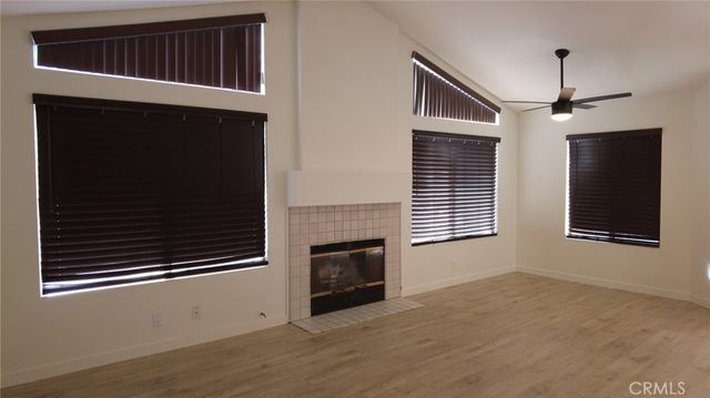 13 Pineoak 104, Aliso Viejo, CA 92656