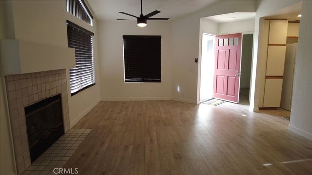 13 Pineoak 104, Aliso Viejo, CA 92656
