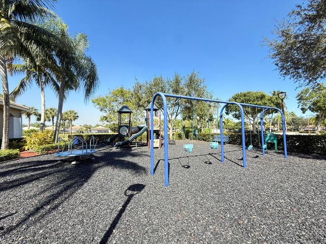 2167 Umbrella Cay, West Palm Beach, FL 33411