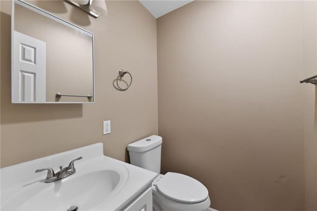 527 Oakland Avenue, Kansas City, KS 66101