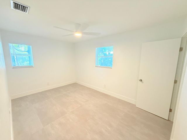 2611 NW 21st Street, Fort Lauderdale, FL 33311