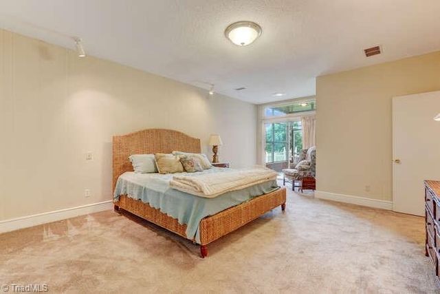 414 Lynrock Street, Eden, NC 27288