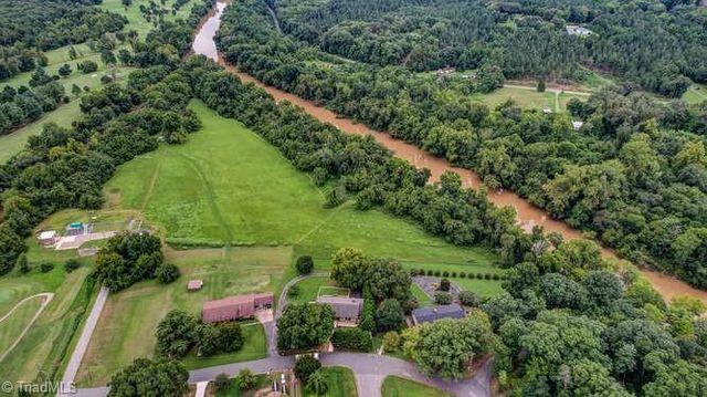 414 Lynrock Street, Eden, NC 27288