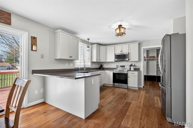 179 Abington Drive, St Peters, MO 63376