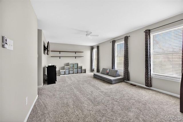 179 Abington Drive, St Peters, MO 63376