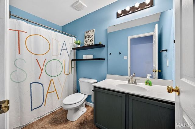 179 Abington Drive, St Peters, MO 63376