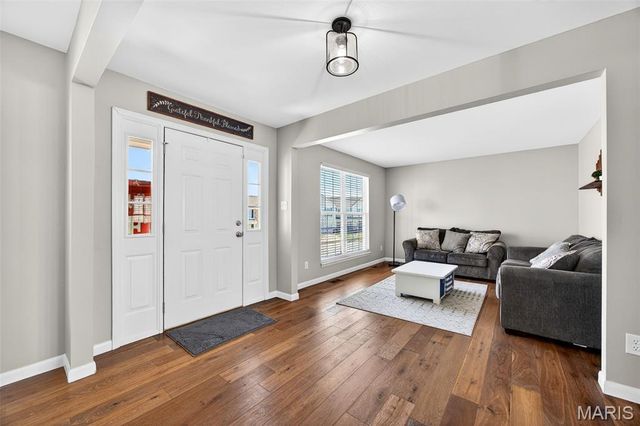 179 Abington Drive, St Peters, MO 63376