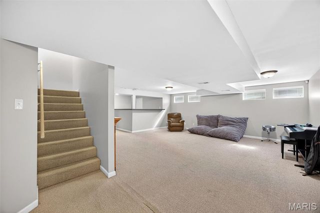 179 Abington Drive, St Peters, MO 63376