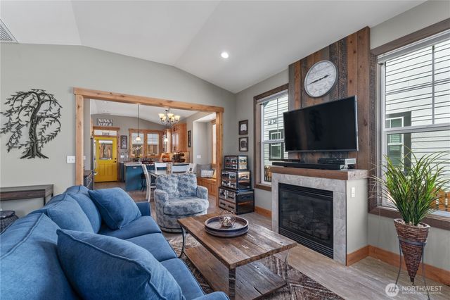 481 Mackinaw Lane, Chelan, WA 98816