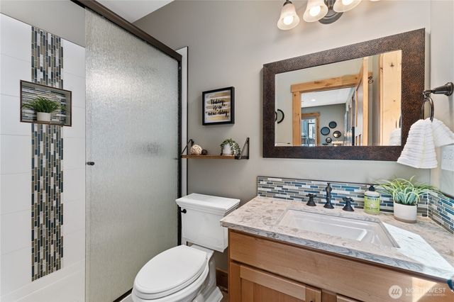 481 Mackinaw Lane, Chelan, WA 98816