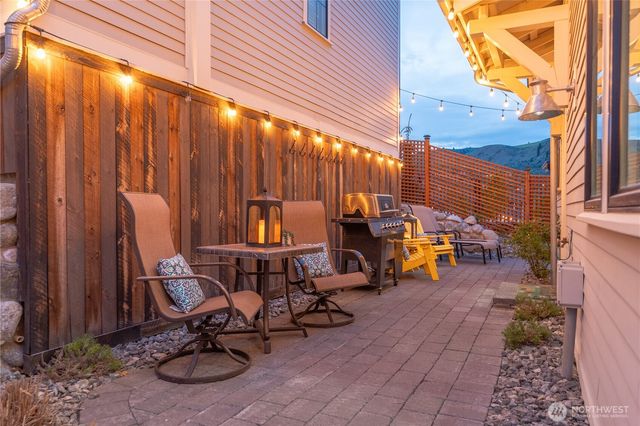 481 Mackinaw Lane, Chelan, WA 98816