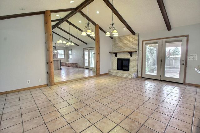 609 N Main, Rose Hill, KS 67133