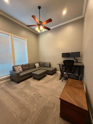 13222 Thicket Trail Rd, Lindale, TX 75771