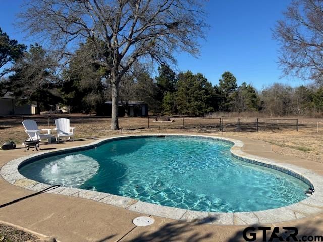 13222 Thicket Trail Rd, Lindale, TX 75771