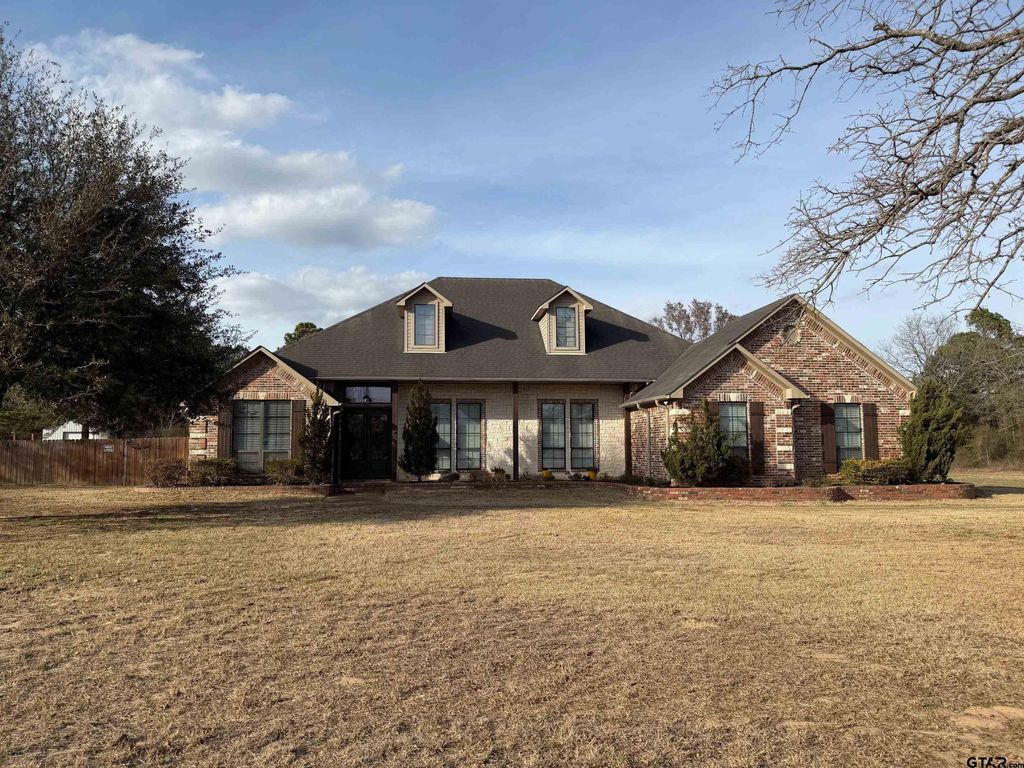 13222 Thicket Trail Rd, Lindale, TX 75771
