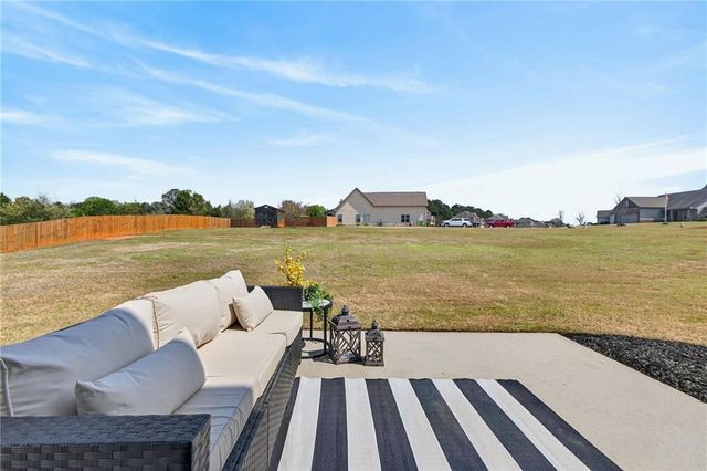 214 Millie Court, Jackson, GA 30233