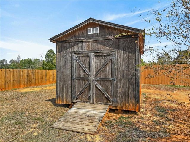 214 Millie Court, Jackson, GA 30233