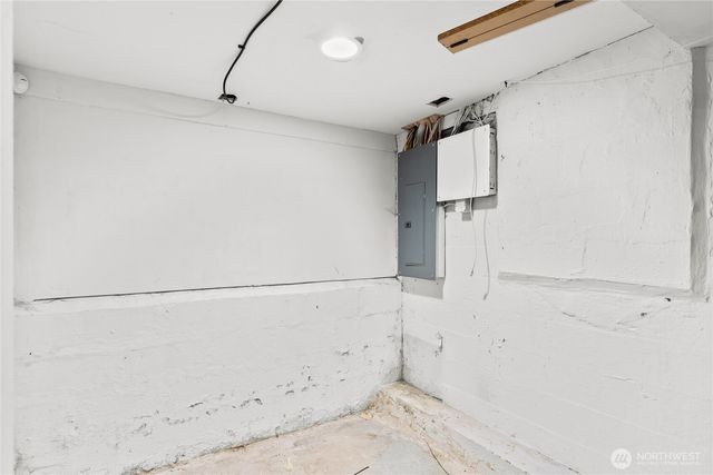 4431 SW Admiral Way, Seattle, WA 98116