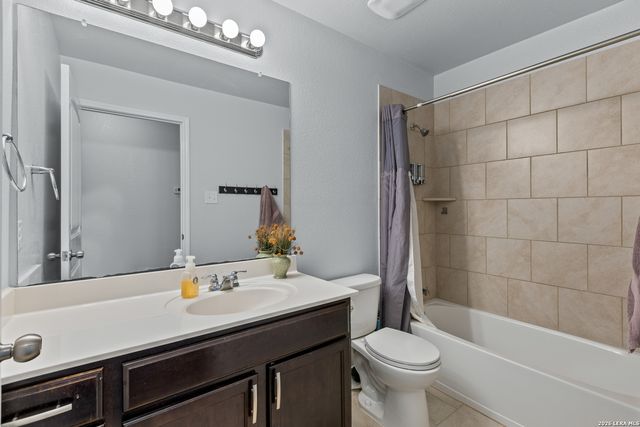 5735 Freeport Leaf, San Antonio, TX 78253