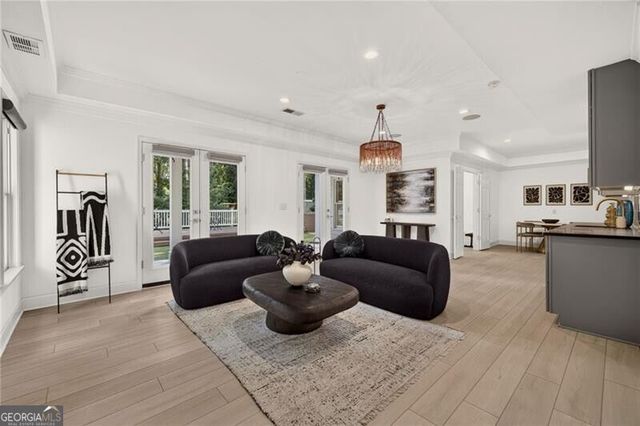 670 Mount Paran Road, Sandy Springs, GA 30327