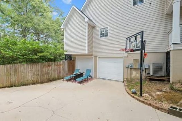 1110 Newbury Lane E, Mobile, AL 36695