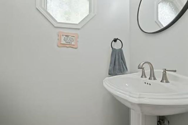 1110 Newbury Lane E, Mobile, AL 36695