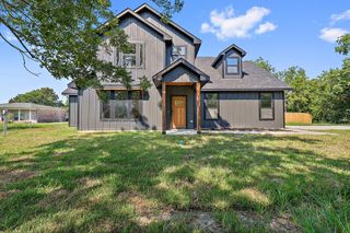 2974 S Main Street, Anahuac, TX 77514