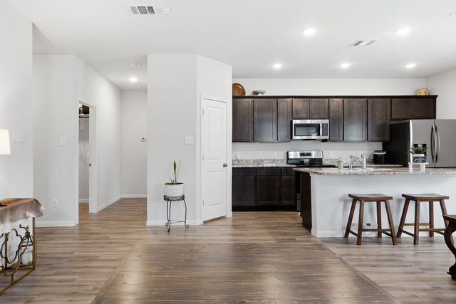 26582 Armadillo Drive, Hempstead, TX 77445