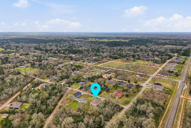 26582 Armadillo Drive, Hempstead, TX 77445