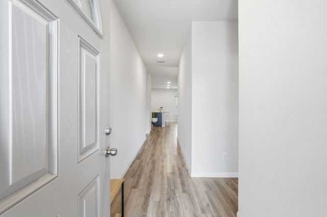 26582 Armadillo Drive, Hempstead, TX 77445