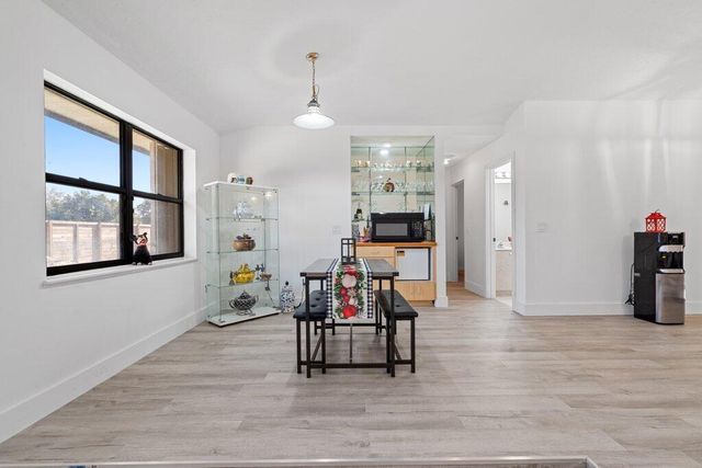 434 SW Jeanne Avenue, Port St Lucie, FL 34953