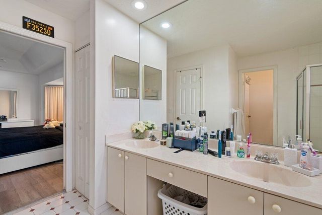 434 SW Jeanne Avenue, Port St Lucie, FL 34953