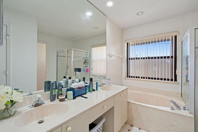 434 SW Jeanne Avenue, Port St Lucie, FL 34953