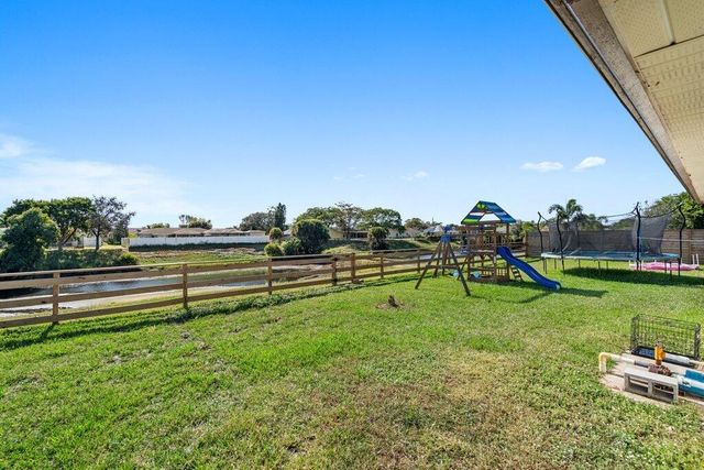 434 SW Jeanne Avenue, Port St Lucie, FL 34953