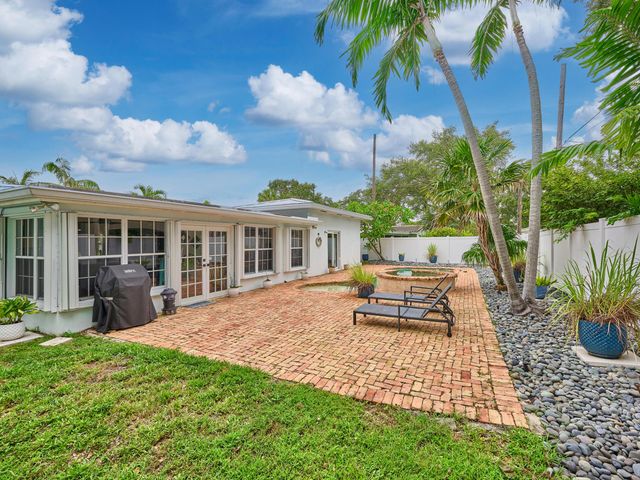 683 SW 2ND Street, Boca Raton, FL 33486