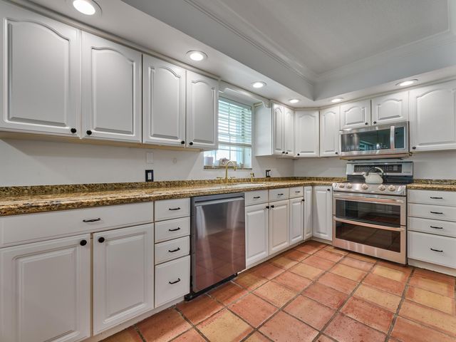 683 SW 2ND Street, Boca Raton, FL 33486