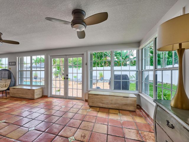 683 SW 2ND Street, Boca Raton, FL 33486