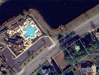 1221 Founders Pointe TRL, Carrollton, VA 23314