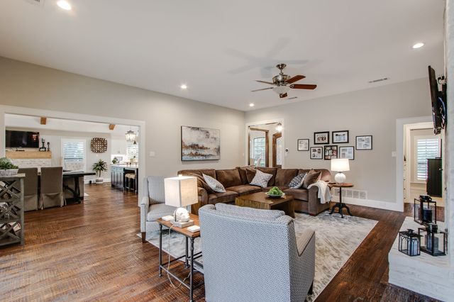1325 Shamrock Lane, Plano, TX 75093