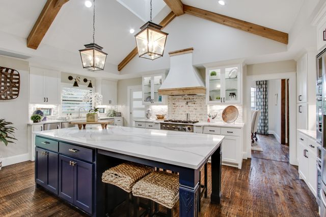 1325 Shamrock Lane, Plano, TX 75093