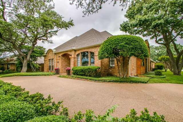 1325 Shamrock Lane, Plano, TX 75093