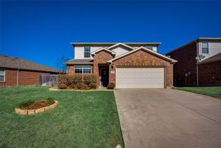 2613 Avenel Court, Fort Worth, TX 76177