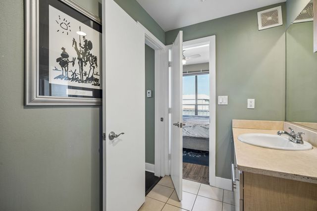 4605 Cedar Springs Road 218, Dallas, TX 75219