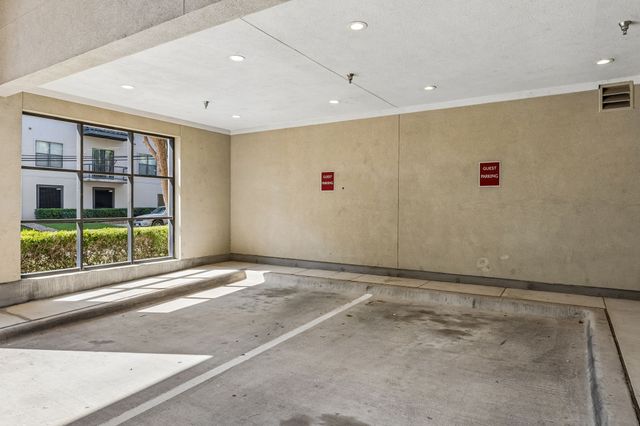 4605 Cedar Springs Road 218, Dallas, TX 75219