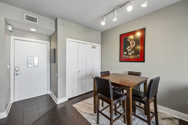 4605 Cedar Springs Road 218, Dallas, TX 75219
