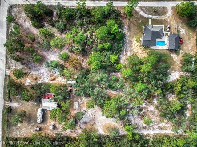 50 Rising R Road, Lake Placid, FL 33852